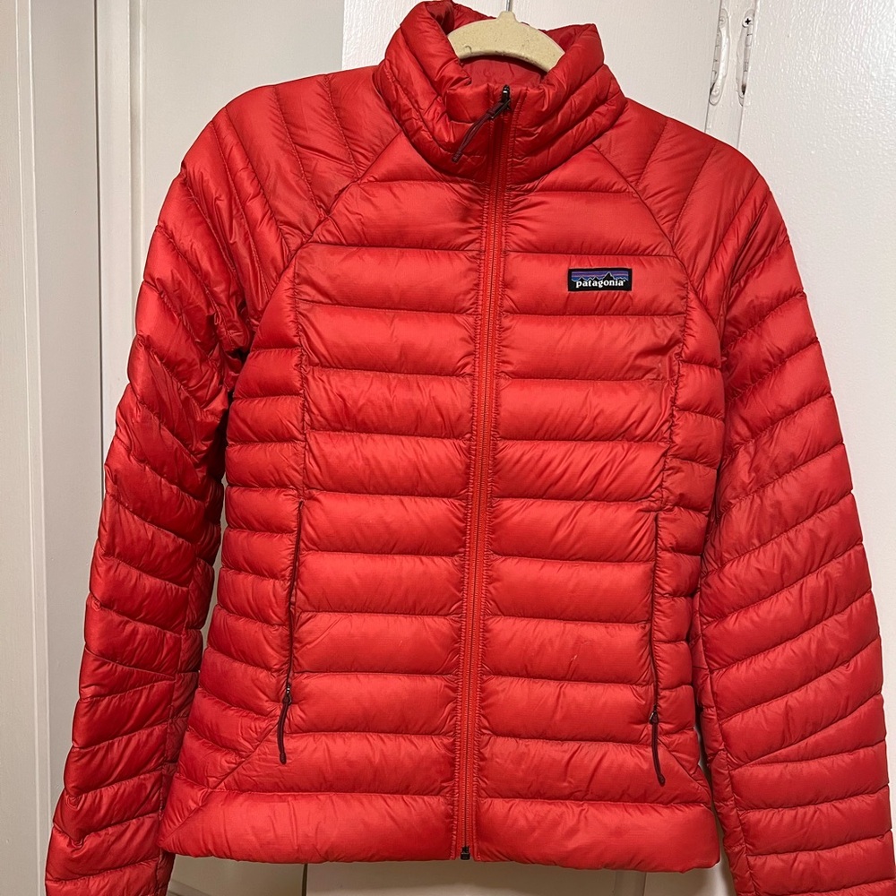 Patagonia women’s down sweater. Size small. Red/orange color